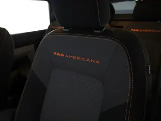 Foto 13 van Volkswagen Transporter 2.0 TDI L2H1 30 PanAmericana DC Luxe Dubbel Cabine | Stylingpakket | Trekhaak
