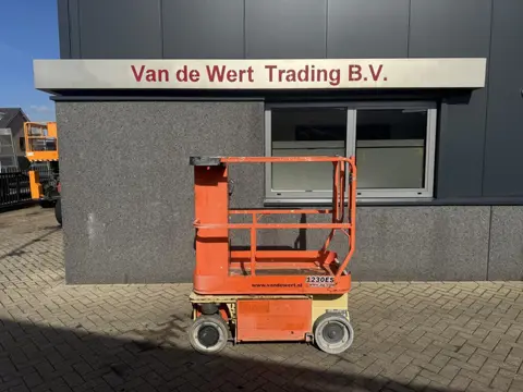 JLG 1230 ES Mast hoogwerker / Vertical Lift 5.44M Werkhoogte elektrisch 2007