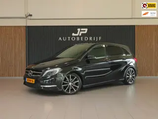Mercedes-Benz B-klasse 180 Prestige AUTOMAAT|CRUISE|18INCH|PANO|LEDER|PDC|STOELVERWARMING