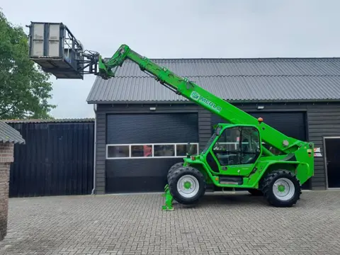 Merlo P 40.17 | Manbasket - Remote Control - 40 km/h