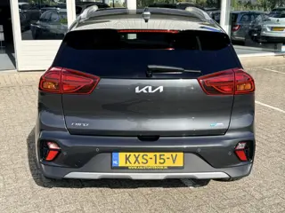 Foto 12 van Kia Niro 1.6 GDi PHEV DynamicPlusLine | Trekhaak | Keyless | Adapt. Cruise | Apple/Android | Stuur e