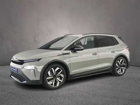 Skoda Elroq 85 Sportline 286pk Automaat Trekhaak, Adaptive cruise control, Navigatie, Achteruitrijca