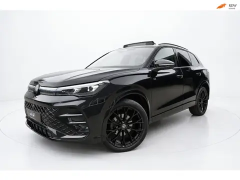 Volkswagen Tiguan 1.5 eTSI 3x R Line PANO IQ HEAD UP H&K 360