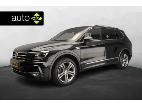 Volkswagen Tiguan Allspace 1.5 TSI Highline R-Line | 5p | Trekhaak | Pano | Zeer compleet!