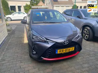 Toyota Yaris 1.5 VVT-i Design 5 -deurs Super lage KM stand, PRACHTIGE AUTO !! LIMITED EDITION, 1 JAA