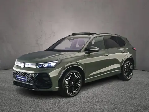 Volkswagen Tiguan R-Line Edition 1.5 TSI eHybrid 272pk DSG Automaat Trekhaak, Panoramadak, Harman Ka