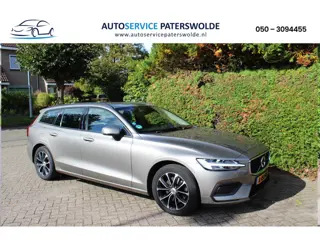 Volvo V60 2.0 B3 Momentum Advantage