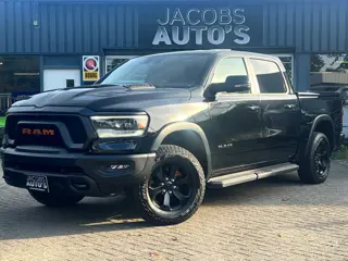 Dodge Ram Crewcab panorama