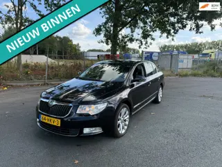 Skoda Superb 1.8 TSI Ambition NETTE AUTO RIJDT EN SCHAKELT GOED