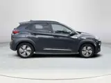 Foto 26 van Hyundai Kona EV Premium 64 kWh | Rijklaarprijs! | 3 jaar garantie | Meest luxe uitvoering |