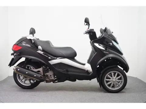 Piaggio MP3 (bj 2011)