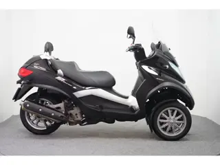 Piaggio MP3 (bj 2011)
