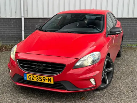 Volvo V40 2.0 D2 R-Design NAVI CLIMA LEDER CRUISE NAP STOELVERWARMING