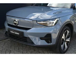 Foto 19 van Volvo XC40 Recharge Plus 70 kWh l Adaptieve cruise control l Elektrische achterklep l BLIS l Keyless
