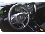 Foto 28 van Volvo XC40 Recharge Plus 70 kWh l Adaptieve cruise control l Elektrische achterklep l BLIS l Keyless