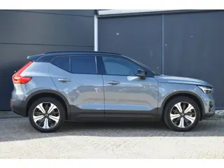Foto 16 van Volvo XC40 Recharge Plus 70 kWh l Adaptieve cruise control l Elektrische achterklep l BLIS l Keyless
