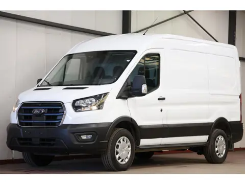 Ford E-Transit 350 L2H2 Trend 68 kWh CARPLAY CAMERA