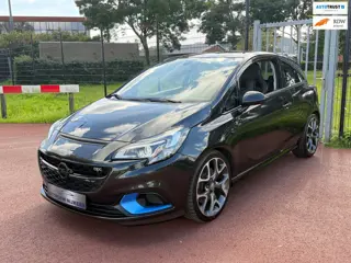 Opel Corsa 1.6 Turbo OPC 207PK Schaalstoelen Weinig KM!!