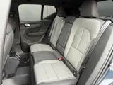 Foto 27 van Volvo XC40 2.0 B4 Plus Dark / Stuur- Stoelverwarming / Trekhaak / Harman Kardon / All-Season banden
