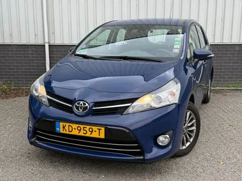 Toyota Verso 1.8 VVT-i Aspiration Automaat Airco Cruise Trekhaak Xenon