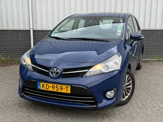 Toyota Verso 1.8 VVT-i Aspiration Automaat Airco Cruise Trekhaak Xenon