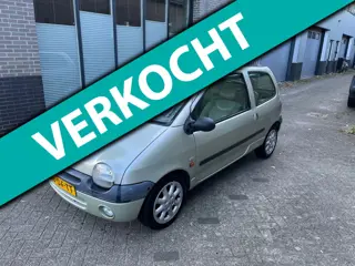 Renault Twingo 1.2 Air! Airco! Elek ramen! Pano dak! Leder!