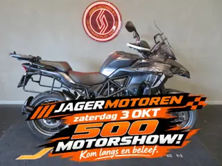 Benelli TRK 502 SUPER STAAT! (bj 2023)
