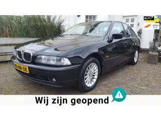 BMW 5-serie 520i Automaat , Zeer mooie en goede youngtimer . Nieuwe APK tot 02-10-2027