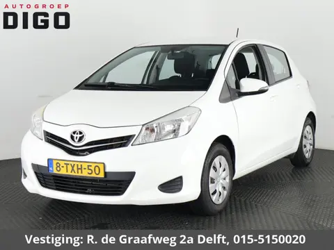 Toyota Yaris 1.0 VVT-i Now | Trekhaak | Dealer onderhouden | Airco | Radio-CD/MP3 speler |