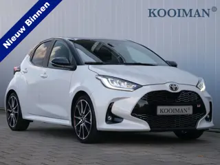 Toyota Yaris 1.5 Hybrid GR Sport 116 Pk Automaat Camera / Apple Carplay / DAB / Stoelverwarming / 18