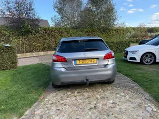 Foto 20 van Peugeot 308 1.2 PureTech Allure-NL auto-NW RIEM-Navi-Trekhaak-Camera-Pano-