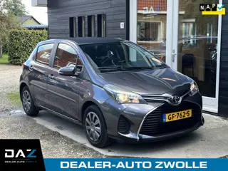 Toyota Yaris 1.3 VVT-i Style Ecc/Navi/Camera/Trekhaak