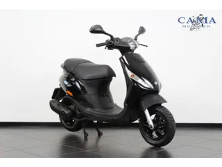 Piaggio Zip SNOR (bj 2015)