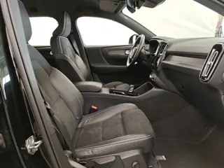 Foto 16 van Volvo XC40 78kWh 408pk Recharge Twin Plus | SOH 91% | Leder/Alcantara | 20" Velgen | CarPlay | Camer