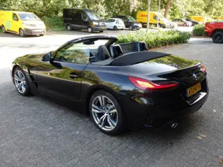 Foto 17 van BMW Z4 Roadster SDrive20i High Executive M-SPORT HANDGESCHAKELD BTW