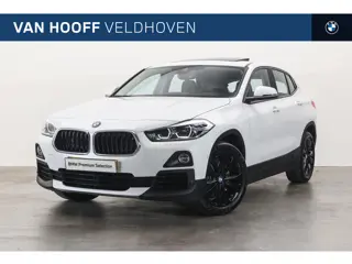 BMW X2 sDrive20i High Executive Automaat / Panoramadak / Sportstoelen / Achteruitrijcamera / Head-Up
