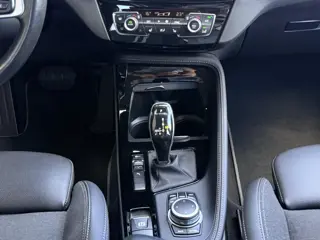 Foto 15 van BMW X1 sDrive20i High Executive M-PAKKET | CARPLAY | CAMERA | LED