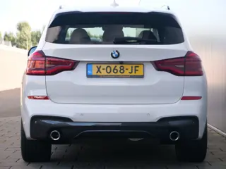 Foto 16 van BMW X3 xDrive30e High Executive 292 Pk Automaat M-Pakket / Navi / DAB / Apple Carplay / 360 camera /
