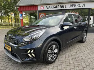 Foto 18 van Kia Niro 1.6 GDi Hybrid DynamicLine Trekhaak Incl. Beurt