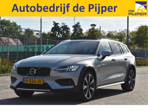 Volvo V60 Cross Country 2.0 B5 AWD Pro 265 pk Lounge Pack | NL-Auto | HUD | Elekt.trekhaak | Stoelve
