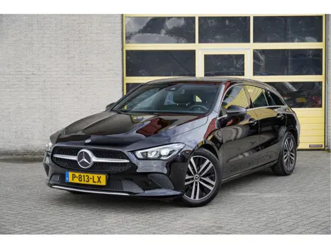 Mercedes-Benz CLA-Klasse Shooting Brake 180 Automaat! Business Solution BJ2022 Lmv 17" | Led V+A | P