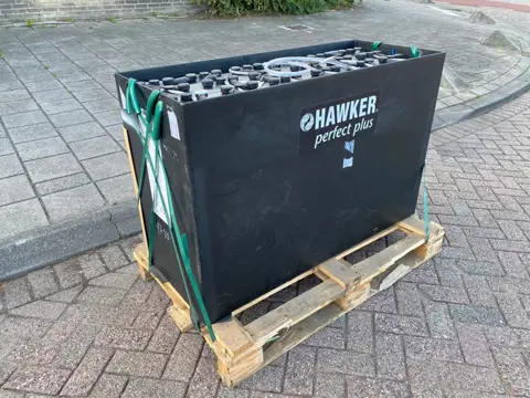 Hawker 48v 930Ah ZO GOED ALS NIEUWE BATTERIJ / Heftruck