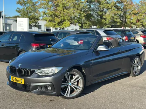 BMW 4 Serie Cabrio 435i High Executive M Sport | Leder | HUD | Surround View | HiFI | Adaptief M Ond