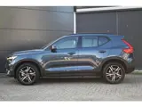 Foto 26 van Volvo XC40 B4 Plus Dark | Trekhaak | Verwarmbare voorstoelen, voorruit en stuurwiel | Premium audio