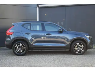 Foto 14 van Volvo XC40 B4 Plus Dark | Trekhaak | Verwarmbare voorstoelen, voorruit en stuurwiel | Premium audio