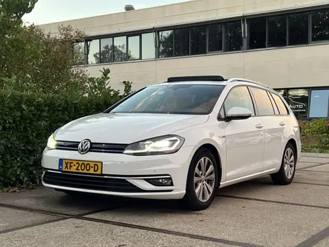 Volkswagen Golf Variant 1.5 TSI Comfortline Business |PANO|STOELVERW.|NAVI|CARPLAY|EXTRA SET BANDEN/