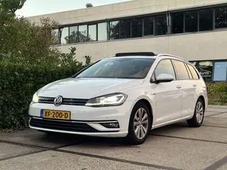 Volkswagen Golf Variant 1.5 TSI Comfortline Business |PANO|STOELVERW.|NAVI|CARPLAY|EXTRA SET BANDEN/