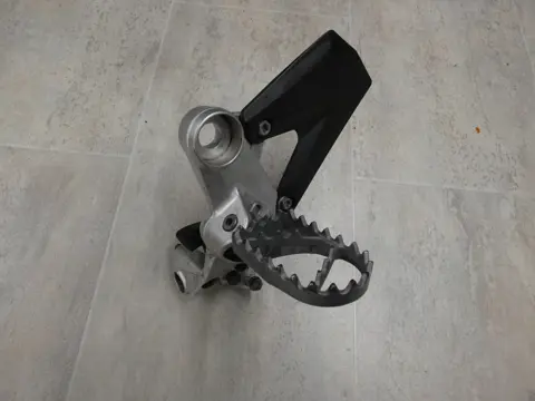 LINKER SCHETSPLAAT KTM 690 SMC-R 2012 - 2019