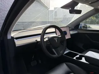 Foto 12 van Tesla Model Y Long Range AWD 75 kWh € 23.000,- NETTO!