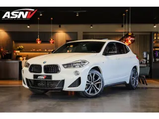 BMW X2 SDrive20i High Executive, 192 PK, Pano/Dak, M/Sports/Pakket, Sportstoelen/Leder, Head/Up, Cam